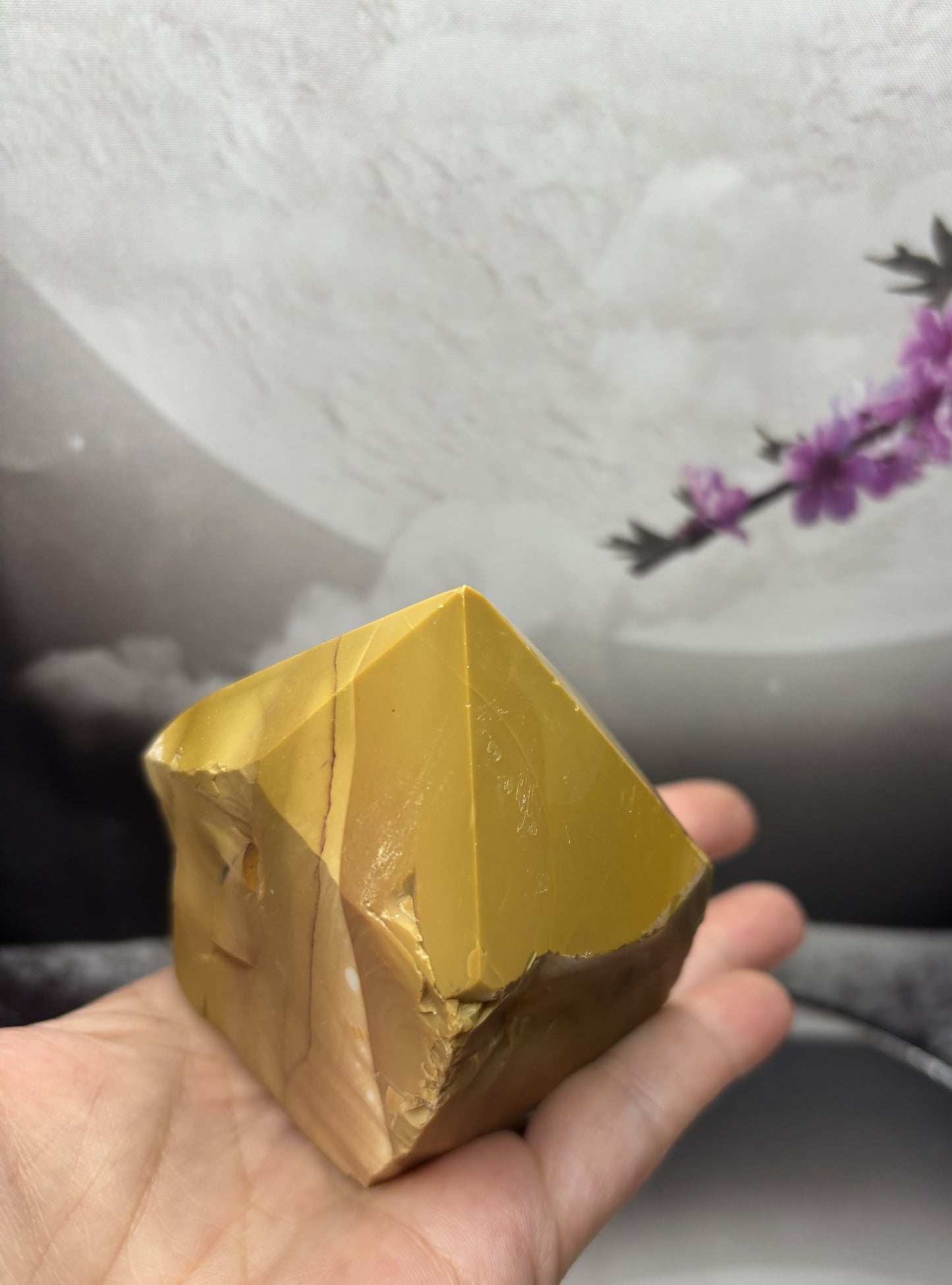 Natural Mookaite Point