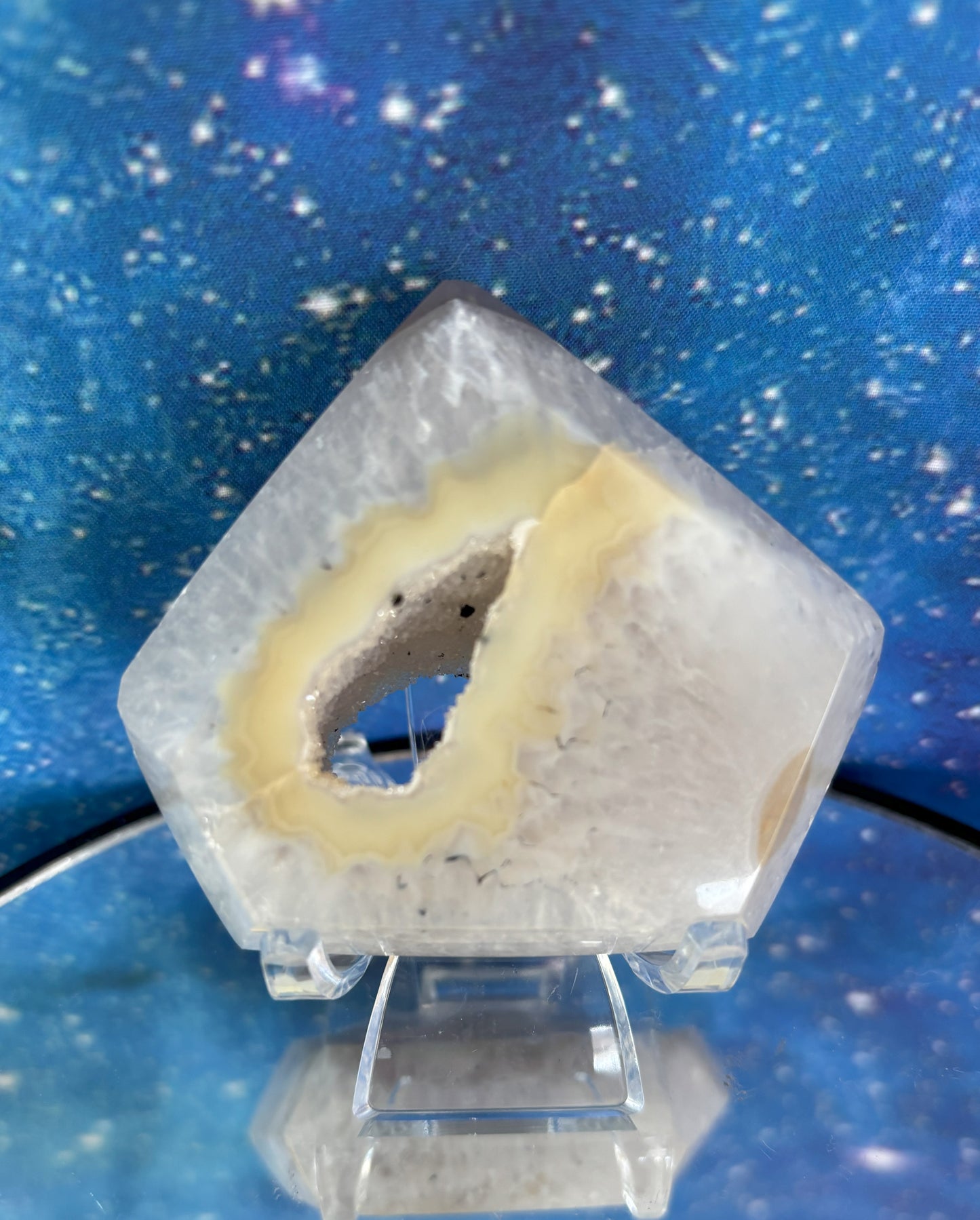 Polished Agate Diamond