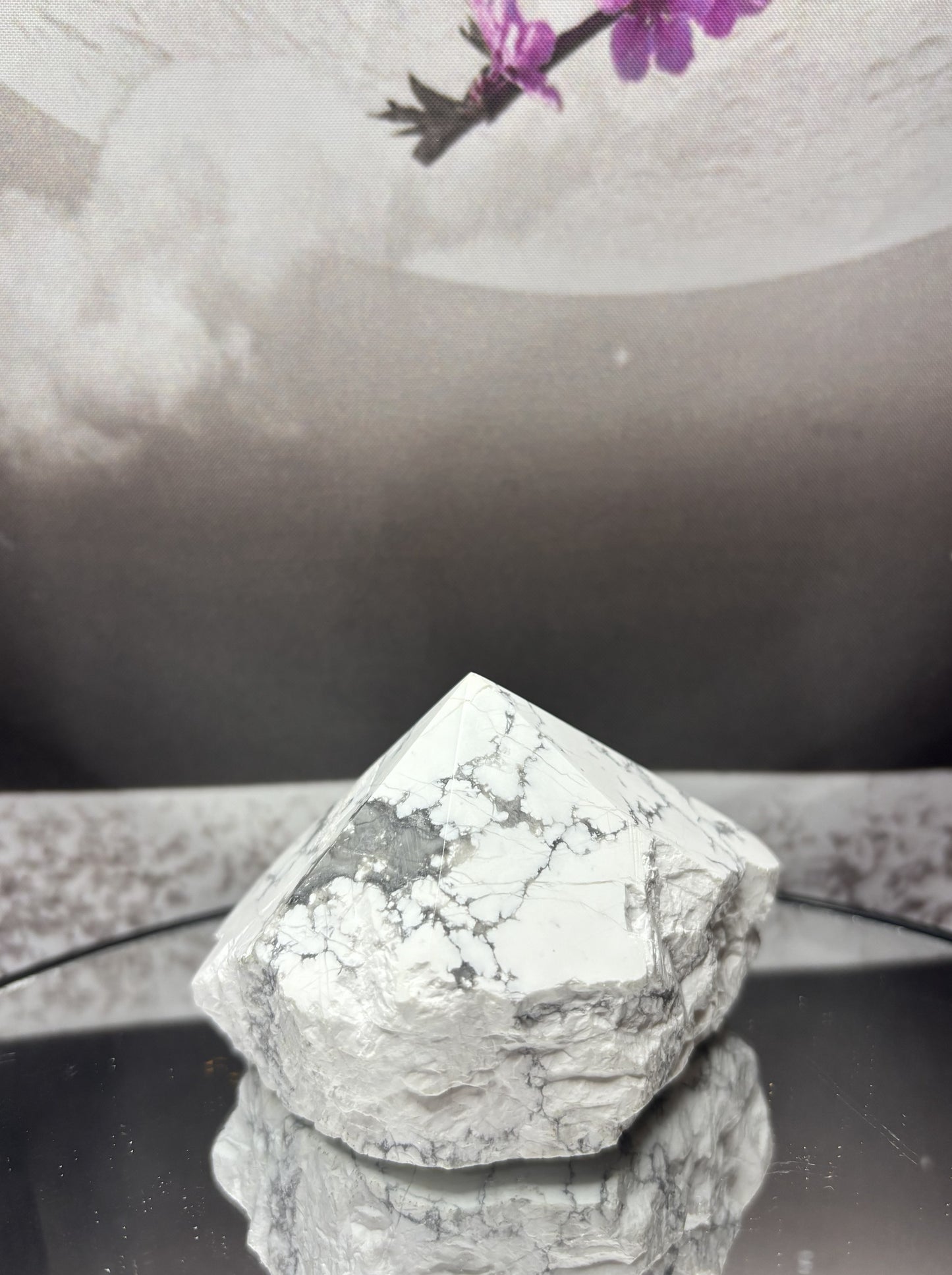 Natural Howlite Point