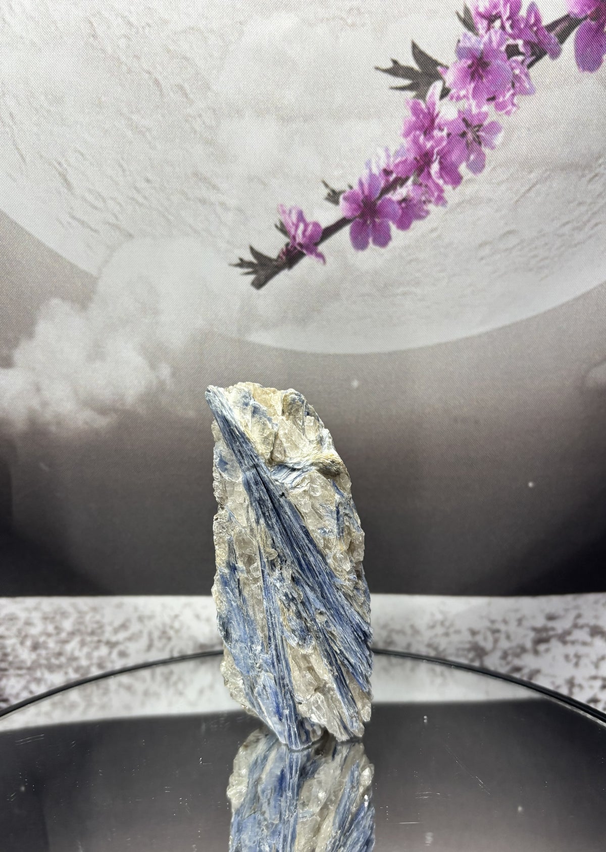 Natural Kyanite