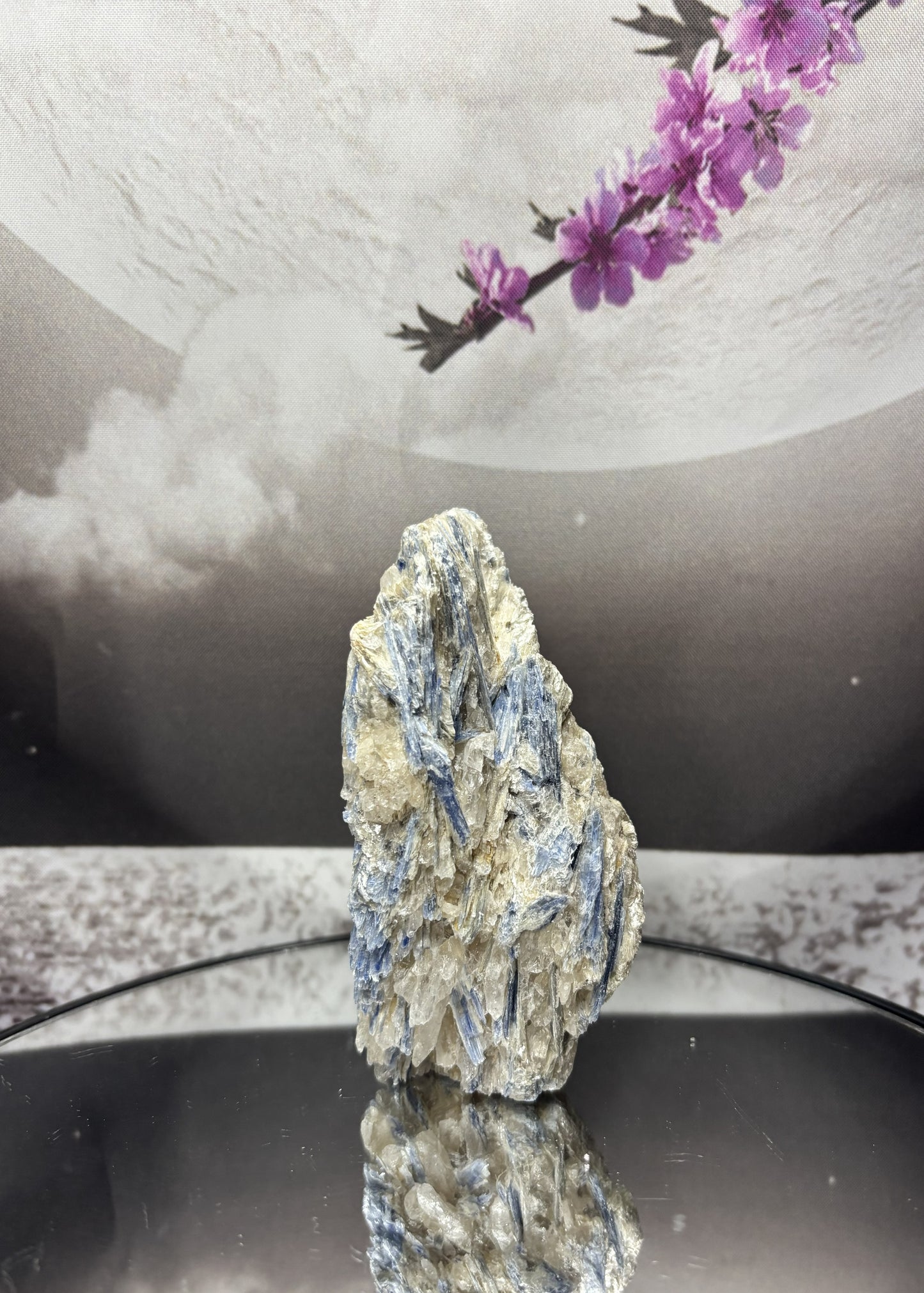 Natural Kyanite