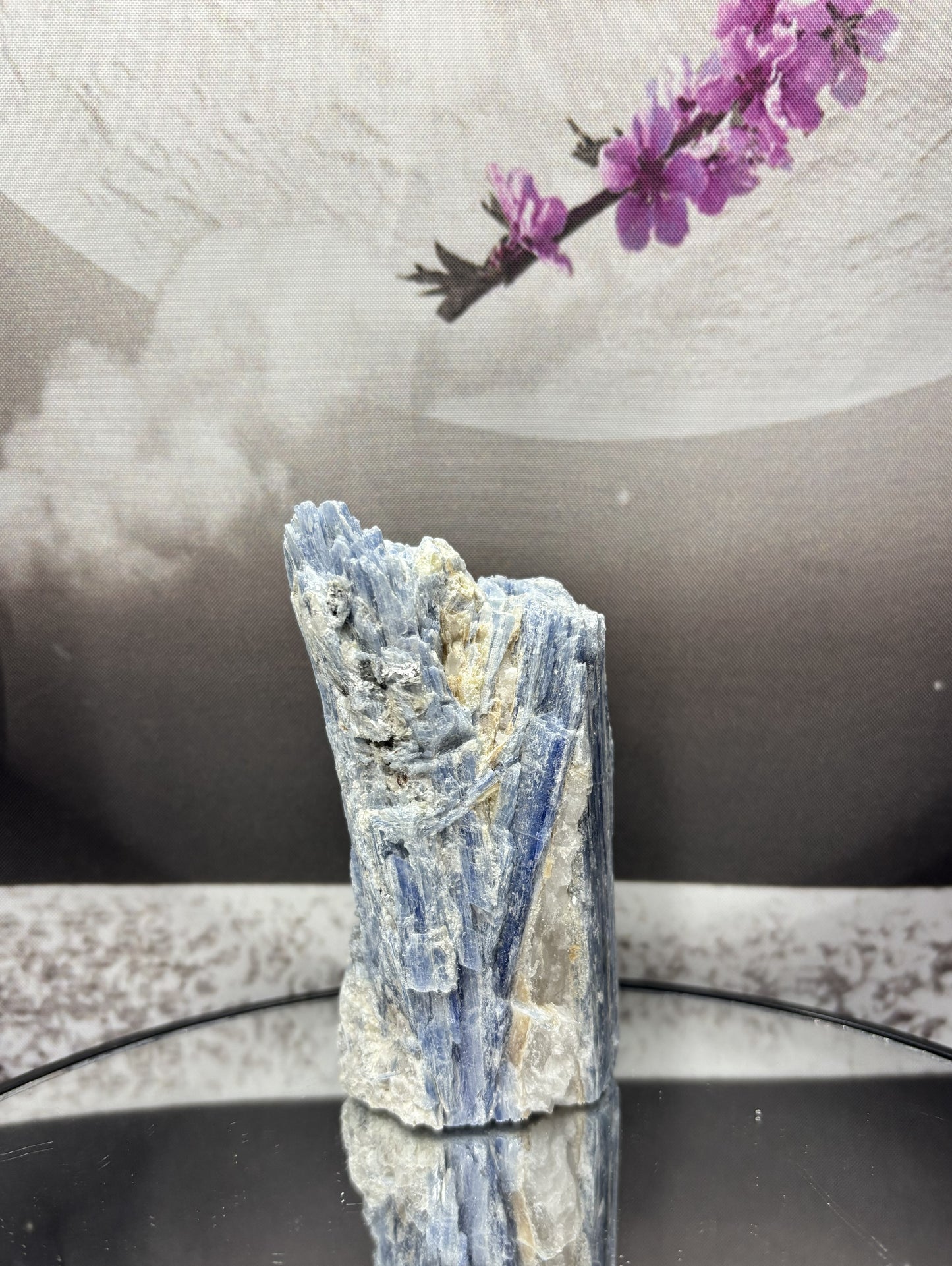 Natural Kyanite